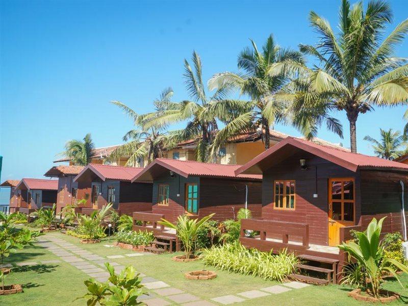 Okean Resort Vagator Exterior photo